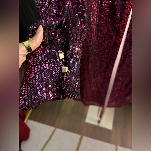 Mac Duggal Purple Sequined Structured Bishop Sleeve Midi Dress - Picture 5 of 6